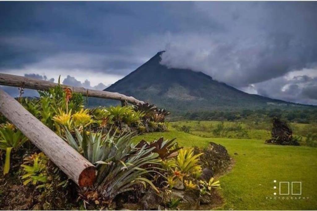 Lisa Loft Boutique Apartment La Fortuna Luaran gambar